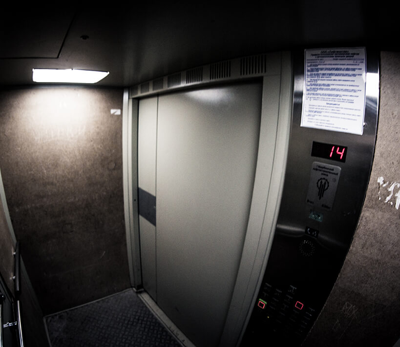 Benefits of Installing Customized Lifts in Warehouses